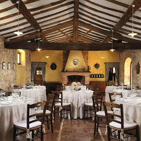 Borgo Casabianca Hotel 4*