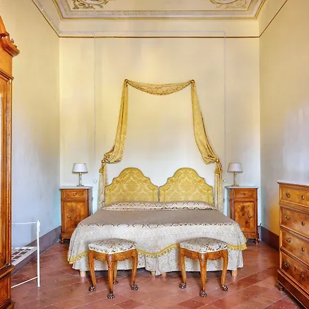 Borgo Casabianca Hotel 4*